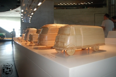 Mercedes-Benz-Museum-2012_21