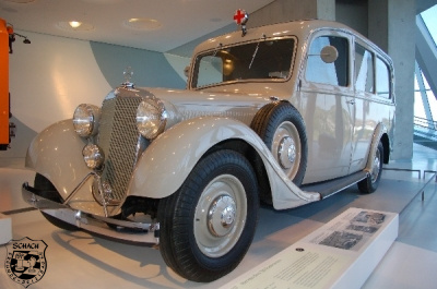 Mercedes-Benz-Museum-2012_33