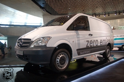 Mercedes-Benz-Museum-2012_36